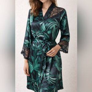 Victoria’s Secret Tropical Satin Kimono Robe Lace Trim Tie Waist Black Green L